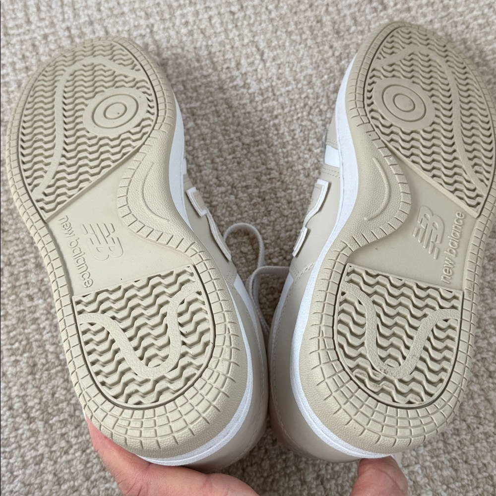 New Balance Beige and White Women's Sneakers - Picture 4 of 5